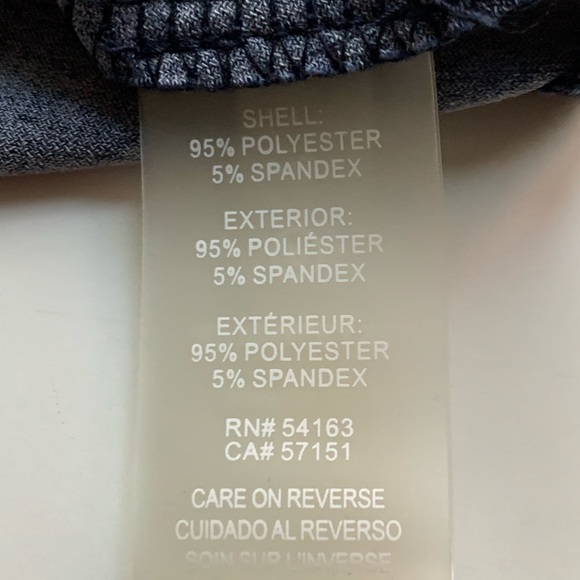 Tommy Hilfiger camisole with front buttons. Large. - Picture 4 of 5